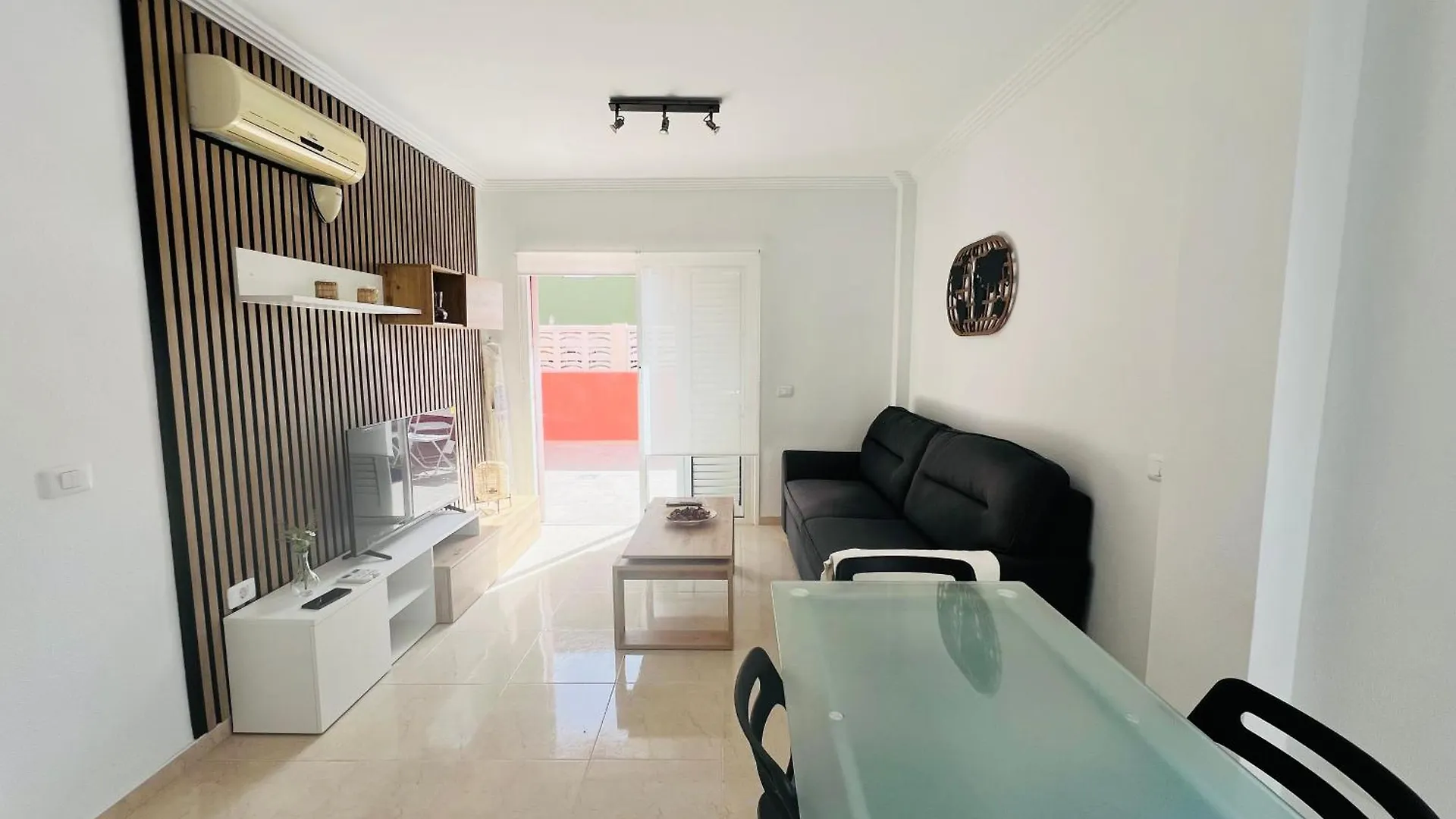 Apartment Apartamento Terraza Del Sol Con Piscina En Candelaria Spain